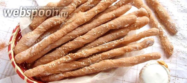 Палочки хлебные с паприкой и кунжутом