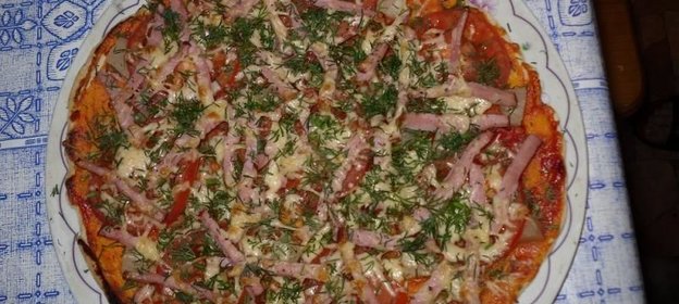 Гавайская пицца с ананасами