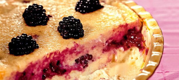 Творожная запеканка с ежевикой