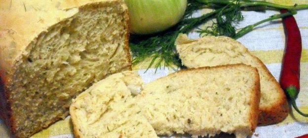 Хлеб с укропом, луком, чесноком и чили