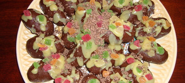 Пирожное «Картошка» с белым шоколадом и цукатами