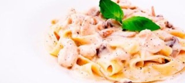 Паста с курицей и грибами всего за 6 минут