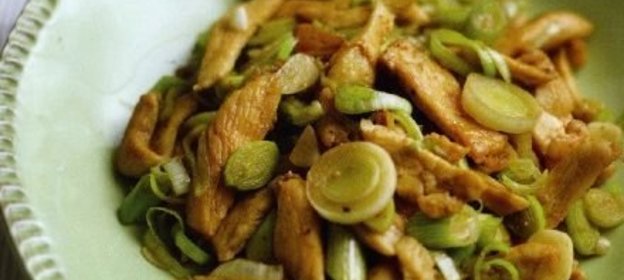 Хлеб с оливками и чесноком