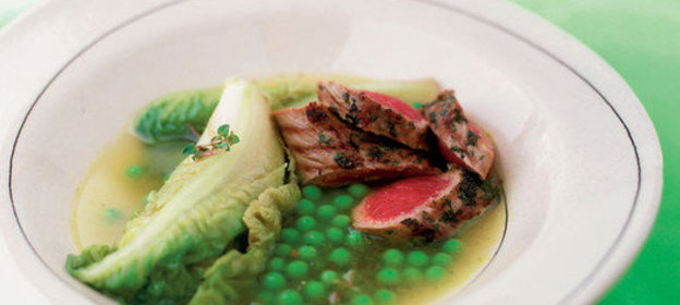 Зеленый горошек с салатом ромэн и тимьяном