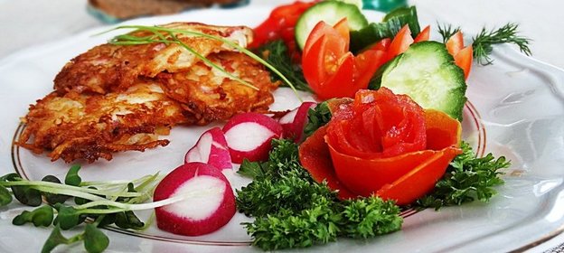 Картофельные оладьи с беконом