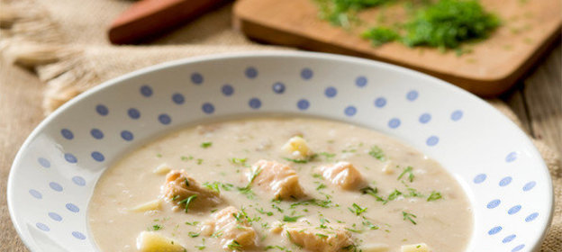 Карельская уха из лосося