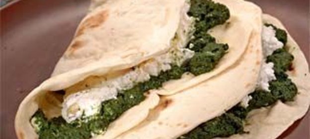 Турецкие лепешки со шпинатом