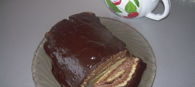 Рулет с бананово-шоколадной начинкой