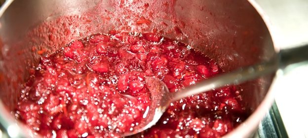 Клюквенный соус к мясу