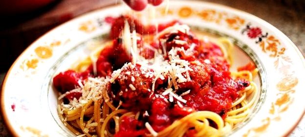 Спагетти с фрикадельками