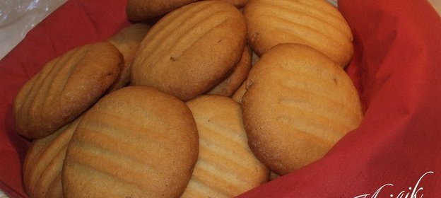 Сладкое печенье Любимое с кедровыми орешками