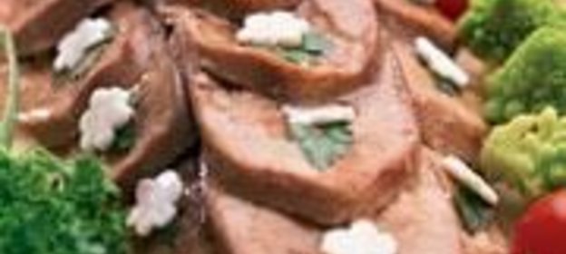 Язык заливной на хлебной горке