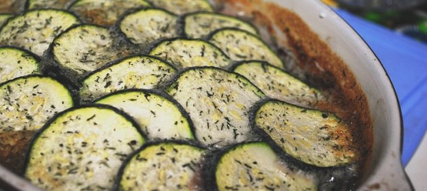 Запеканка с фаршем и цукини