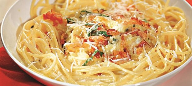 Спагетти под соусом карбонара