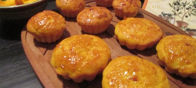 Тыквенные кексики с морковно-апельсиновой глазурью