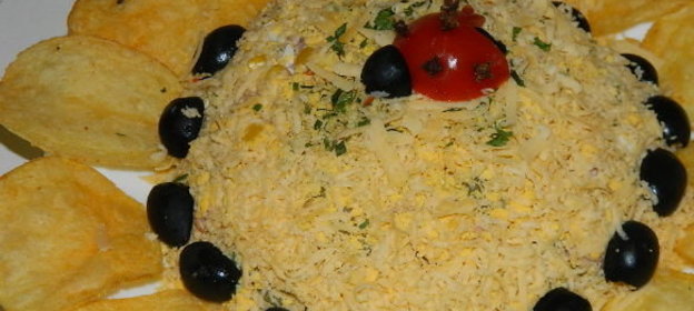 Морской окунь под сметанным соусом