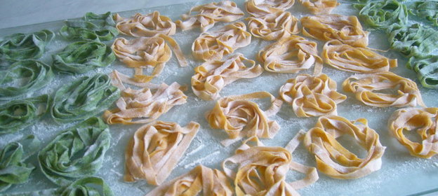 Паста свежая домашняя (спагетти, фетуччине , теглиателле, лазанья). Основной рецепт теста