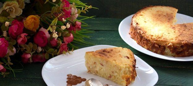 Яблочная запеканка с корицей