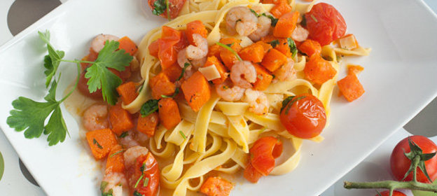 Паста с тыквой и креветками