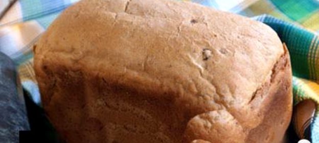 Хлеб с вялеными помидорами