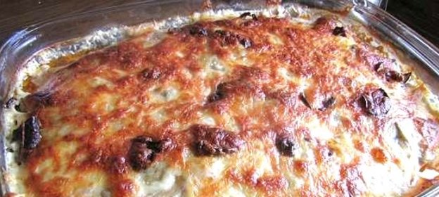 Запеканка мясная с грибами