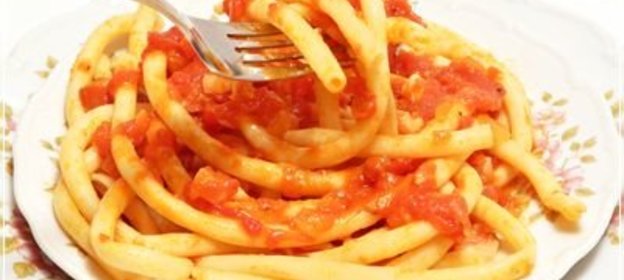 Макароны с соусом «Аматричана»