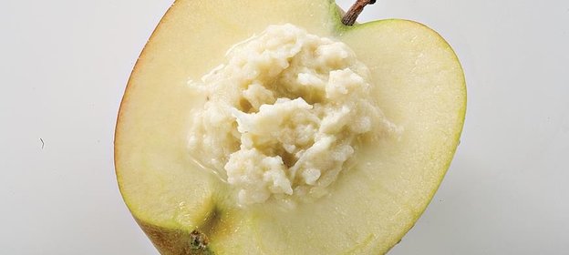 Соус из хрена с яблоком (к холодному мясу, колбасе и овощам)