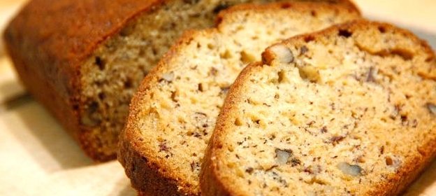 Банановый хлеб с орехами