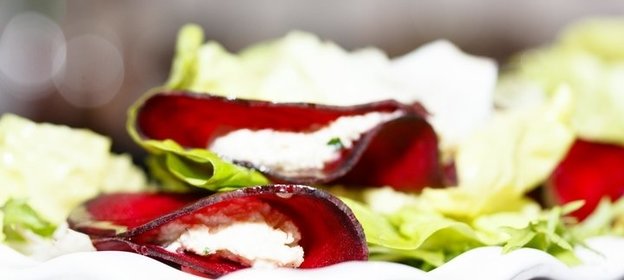 Салат с сыром из орехов кешью