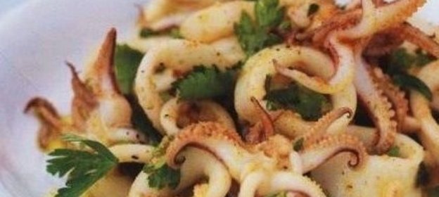 Кекс с изюмом