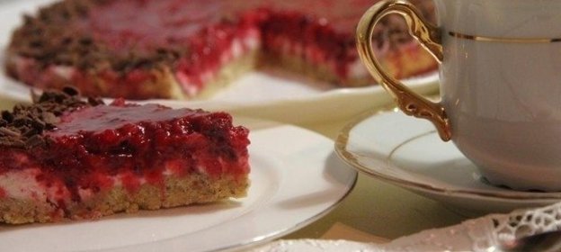 Шоколадный кекс с грецкими орехами