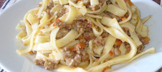 Лапша Вкусняшка ( с фаршем)