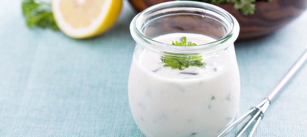 Лимонно-йогуртовый соус к рыбе