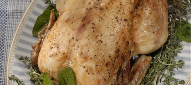 Курица, фаршированная вешенками