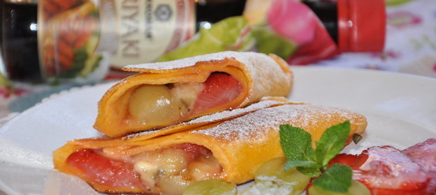 Чимичанга с фруктами и терияки