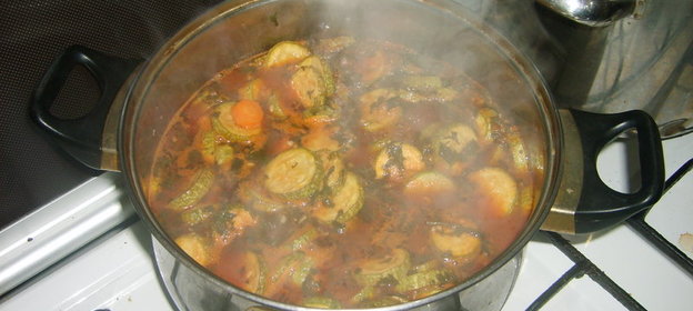 Лапша с курицей инь-янь