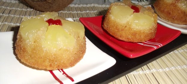 Кокосовые кексы с ананасами