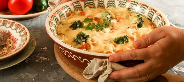 Запеканка из цветной капусты и брокколи