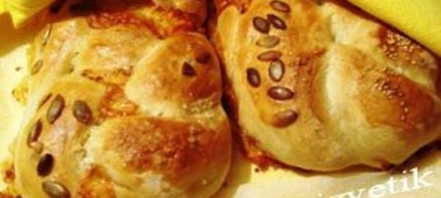 Пикантный белый хлебушек с сыром