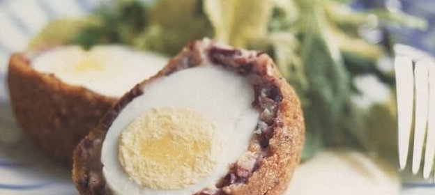 Омлет с черным хлебом