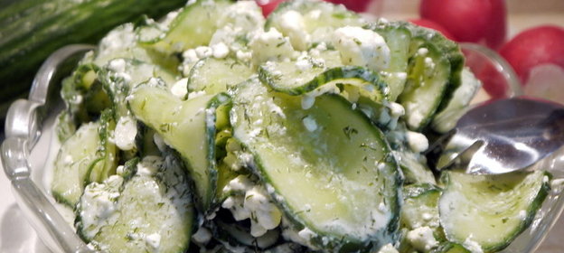 Огуречный салат с фетой