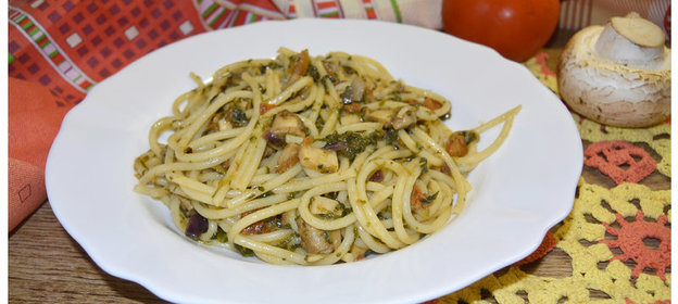 Паста с грибами Шпинатная