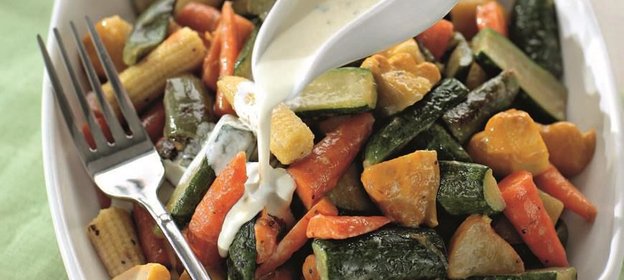 Глазированные молодые овощи со сливочным соусом