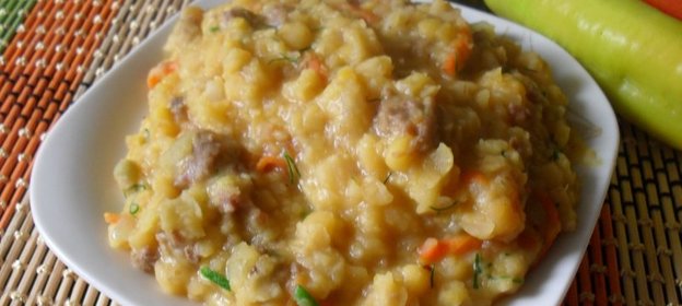 Гороховая каша с тушенкой