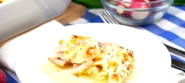 Картофельная запеканка с беконом