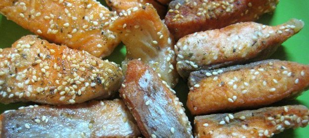 Семга обжаренная в кунжуте