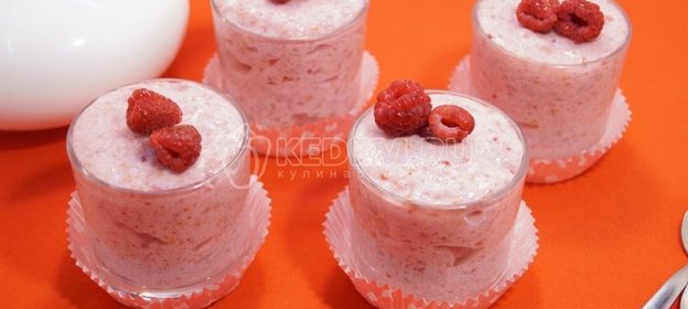 Десерт малиновый