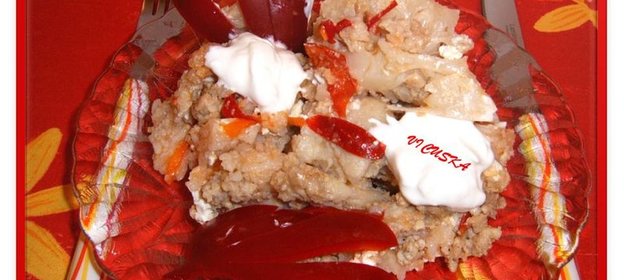 ЗАПЕКАНКА ИЗ ЦВЕТНОЙ КАПУСТЫ, МЯСА И ОВОЩЕЙ, УЛОЖЕННЫЕ СЛОЯМИ