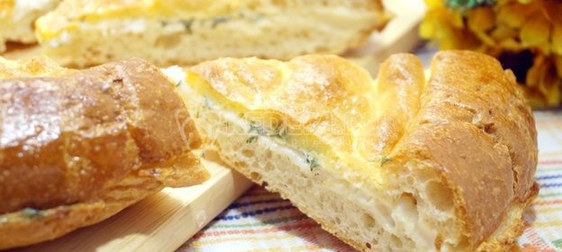 Лепешка с сыром и зеленью