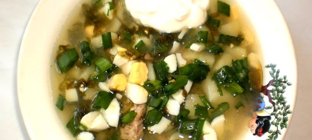 Щавель с тушенкой